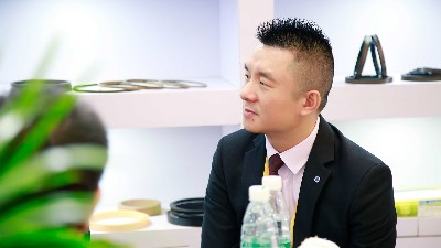 學習黨的十九屆五中全會精神東晟密封推動數(shù)字化營銷高質(zhì)量發(fā)展