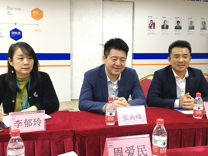 1對(duì)話東晟密封：單仁牛商與李主任共議現(xiàn)場(chǎng)