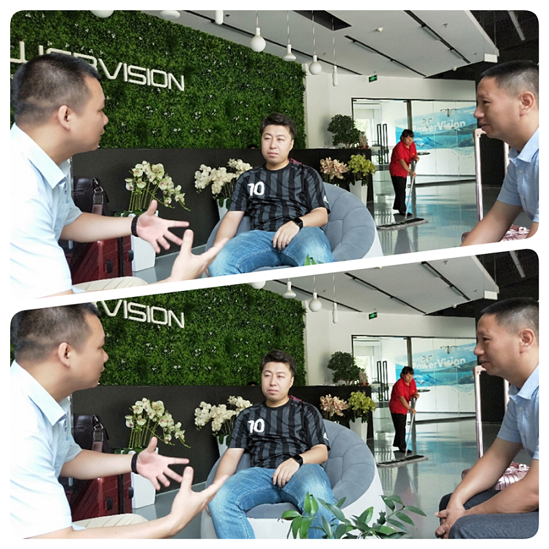 東晟密封技術(shù)總監(jiān)跟客戶會(huì)談